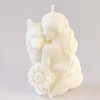 Svíčka Evička Candles Žena & Vlk svíčka 150 g - ručně vyráběná Barva: Bílá