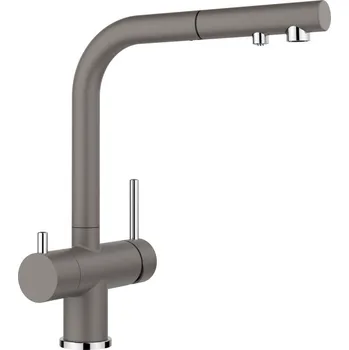 Vodovodní baterie Tato vodovodní baterie 3 v 1 nabízí pohodlné řešení s oddělenými pákami pro studenou a teplou vodu na pravé straně a filtrovanou vodu na levé straně, která je dodávána pomocí vytahovací hadice. Je vybavena přídavnou výpustí speciálně pro filtrovanou vodu,