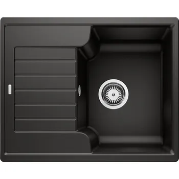 Granitový dřez Tento dřez se vyznačuje moderním designem s jasnými liniemi a rovným vnějším obrysem zdůrazněným úzkým okrajem, který rámuje charakteristickou odtokovou římsu, jež zvětšuje odkapávač. Je určen pro dřezovou skříňku o průměru 40 cm a nabízí prostornou mísu,