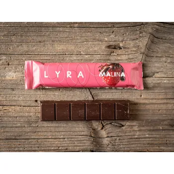 Čokoládová tyčinka Čokoládovna Lyra TYČINKA MALINA - hořká čokoláda s malinovou náplní