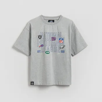 Dětská móda Reserved - NFL tričko - světle šedá - 207IS-09M - 207IS-09M-164