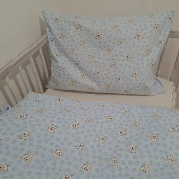 Povlečení Pro útulný domov Povlečení do postýlky Pejsci ROZMĚR: 40 x 60 + 90 x 120 cm