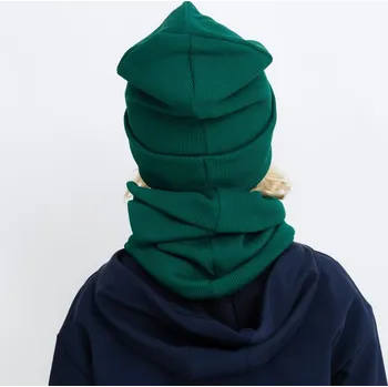 Nákrčník Zelený žebrovaný nákrčník Velikost: L