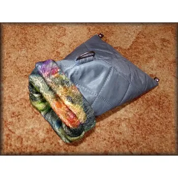 Prošívaný TULIVAK šedý + květy