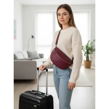 Ledvinka Sinsay - Ledvinka z imitace kůže s nastavitelným popruhem - burgundy - 626GN-53X - 626GN-53X-ONE