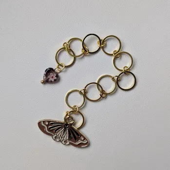 Annie's Knit Počítadlo řad Moonlight Moth Vzor: E