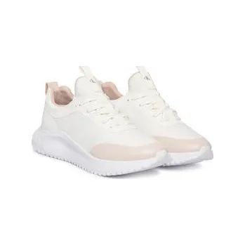 Dámské tenisky Calvin Klein Jeans Sneakersy Eva Runner Laceup Sock Mat Mix YW0YW02064 Bílá 35