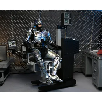 RoboCop akční figurka Ultimate Battle Poškozený RoboCop se židlí 18 cm