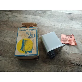 Stykač Tlakový spínač OEZ VR2D 50 a VR21D 50, 51 a 53 pro vodárny, kompresory Varianta: VR2D 50 0,1-0,16MPa