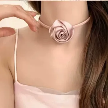 Náhrdelník Růžový dámský CHOKER s páskem, náhrdelník s květinou RŮŽE, elegantní obojek na krk