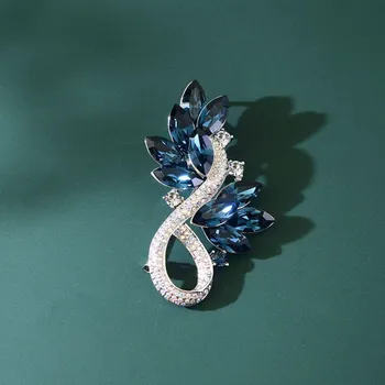 Brož Éternelle Luxusní brož Swarovski Elements Azura B8089-6472-1-96 Modrá