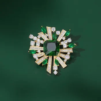 Brož Éternelle Luxusní brož Swarovski Elements Claudia B7166-XR08993 Zelená