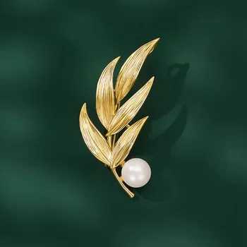 Brož Éternelle Brož ve tvaru větvičky s perlou B7361-XH3838 Zlatá Bílá