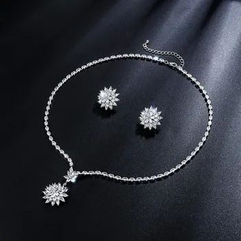 Souprava šperků Éternelle Luxusní souprava šperků Suzanne SET2079-TL923038 Stříbrná 41 cm + 5 cm (prodloužení)