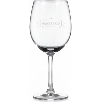 Sklenice Sklenice na víno s gravírovaným textem „MÁM TĚ RÁDA“