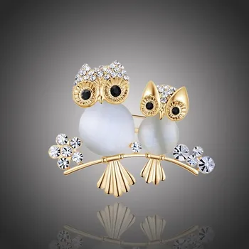 Brož Éternelle Brož se zirkony a Kočičím okem Alexia - dvě sovy B7133-X994 Zlatá