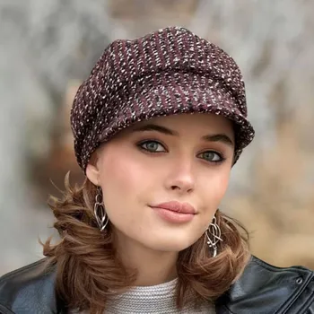 Čepice KRUMLOVANKA Dámská zimní čepice s kšiltem - vínový vlněný tvíd Ba-31407351-100 Vyberte velikost: M