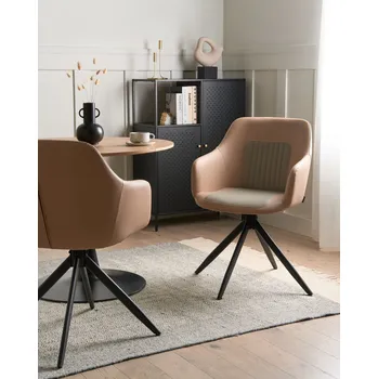 Jídelní židle Sada 2 otočných jídelních židlí pískově béžové čalounění z umělé kůže kovové nohy dvě barvy jídelna kuchyně Beliani