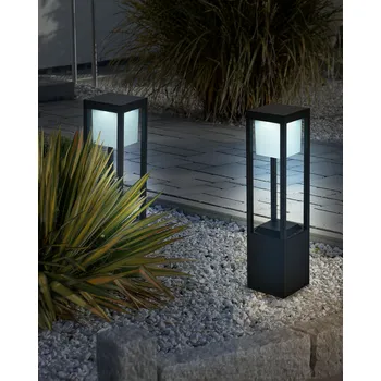 Venkovní osvětlení Zahradní solární LED svítidlo sloupová lampa černá kovová 60 cm světlo osvětlení chodníku se solárním panelem Beliani