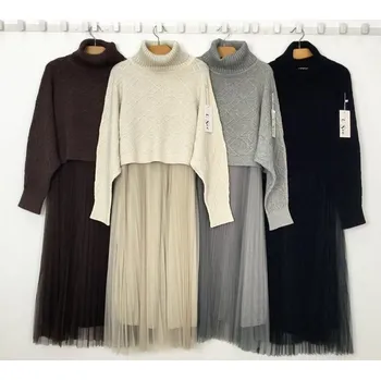 Dámské šaty Dlouhé plisé šaty s rolákem USee 5315 barva: černá