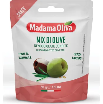 Sušená zelenina Madama Oliva Snack mix kořeněných oliv bez pecky 30g