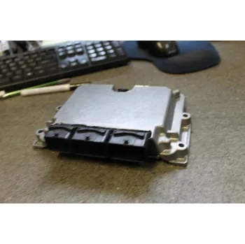 Řídící jednotka Řídící jednotka ME7.4.7 BOSCH 0261208266