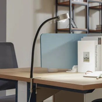 Svítidlo Lindby Šroubovací svítidlo Jyla, matný nikl, GX53, flexibilní rameno - Délka kabelu 150 cm; stínidlo na lampu – Ø 8 cm, výška 3,2 cm; žárovka – Ø 7,5 cm, výška 4,1 cm matný nikl, černá 1 x 11 W LED - Doprava zdarma