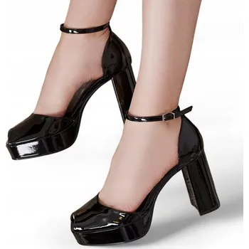 Dámské sandále ČERNÉ LAKOVANÉ DÁMSKÉ SANDÁLY 6878 38