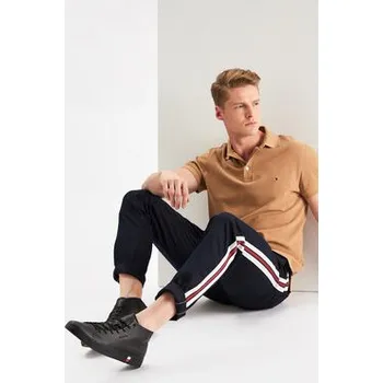 Pánská móda Sneakersy Tommy Hilfiger Modern Vulc Hi Corporate Lea FM0FM04352 Černá 44