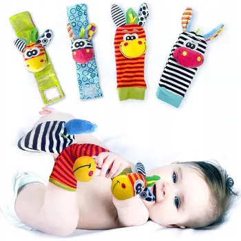 Hračka pro nejmenší CHRRASTÍTKA PRO MIMINKA PONOŽKY NÁRAMKY NA RUČIČKY 4 KUSY