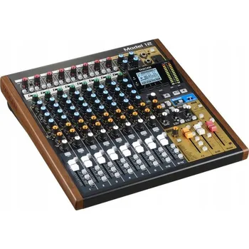 Audio rekordér Tascam Model 12 USB rekordérový mixér