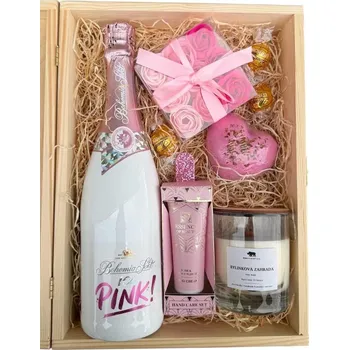 metr Dřevěný dárkový box Romantický wellness s vůní bylinek a růží