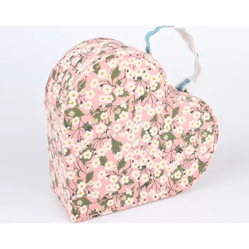 Dekorace do dětského pokoje Meri Meri Dětský kufřík Heart Meri Meri x Liberty menší