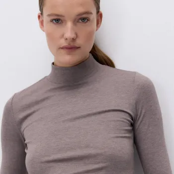 Dámské tričko Reserved - Tričko s dlouhými rukávy a vysokým podílem viskózy - béžová - 076HT-08X - 076HT-08X-XS