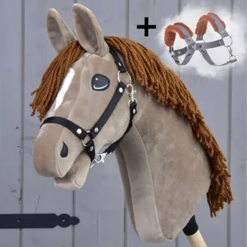 Hobby horsing Hobby Horse Oliver s černou ohlávkou + ohlávkou s beránkem ZDARMA Velikost: S