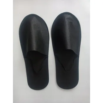 Jednorázový oděv Papuče na jedno použití z netkané textilie s gumičkou, černé, 30 párů