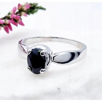 Prsten NÁDHERNÝ STŘÍBRNÝ PRSTÝNEK S MODRÝM SAFÍREM