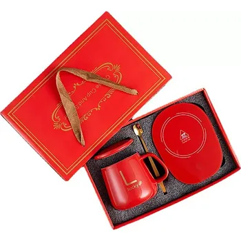 Elektrický ohřívač na hrnek s hrnkem a lžičkou – červený