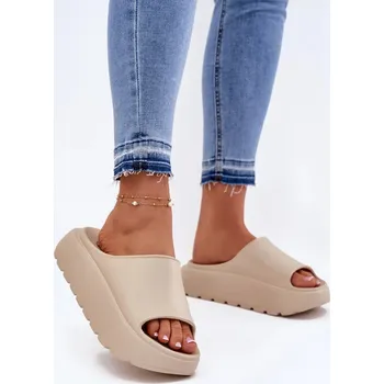 Dámské polobotky Dámské pěnové pantofle na platformě – béžové Velikost: 39