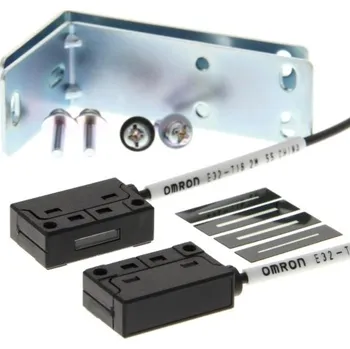 vypínač SENZOR OMRON E32T162M