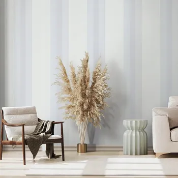 Tapeta TAPETA V BÍLO-ŠEDÝCH PASECH SVISLÉ MINIMALISTICKÁ VINYLOVÁ TAPETA