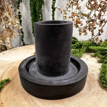 Svícen Svícen na dlouhou tenkou svíci - černý - jednoduchost a elegance