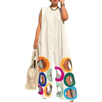 Dámský overall Dámský overal s proděravěnými kruhy v nohavicích Výstřih do O Dlouhé kalhoty Tílko se širokými ramínky Volný střih Polyester béžova L