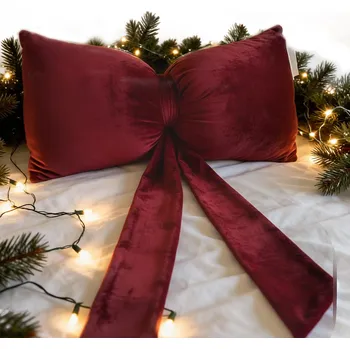 Polštář VÁNOČNÍ POLŠTÁŘ MAŠLE VELVET DEKORAČNÍ 40x23 OZDOBNÝ BORDÓ