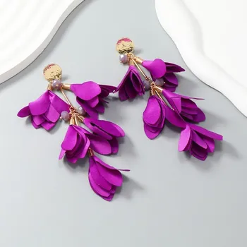 Náušnice Flamenco Mystique Visací náušnice, poutavý tylový květ, fialová K1705