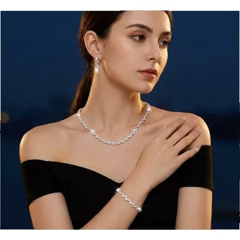 Souprava šperků B-TOP Elegantní třídílná postříbřená souprava s kamínky