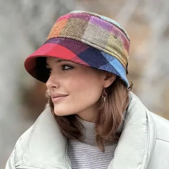 Klobouk KRUMLOVANKA Zimní vlněný klobouk z Lambs Woll s regulací velikosti a klapkami a uši Ba-37619876-998