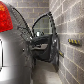 Dětská zábrana Černo-žlutá pěnová ochrana zdí, stěn (pás) - délka 50 cm, výška 7 cm, tloušťka 3 cm - 2 ks