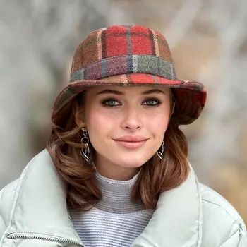 Klobouk KRUMLOVANKA John Hanly Zimní klobouk ze 100% jehněčí vlny lambwool - khaki Ba-34090876-300 Vyberte velikost: S