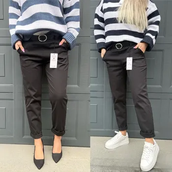 Dámské kalhoty Pohodlné kalhoty s páskem Barva: Černá